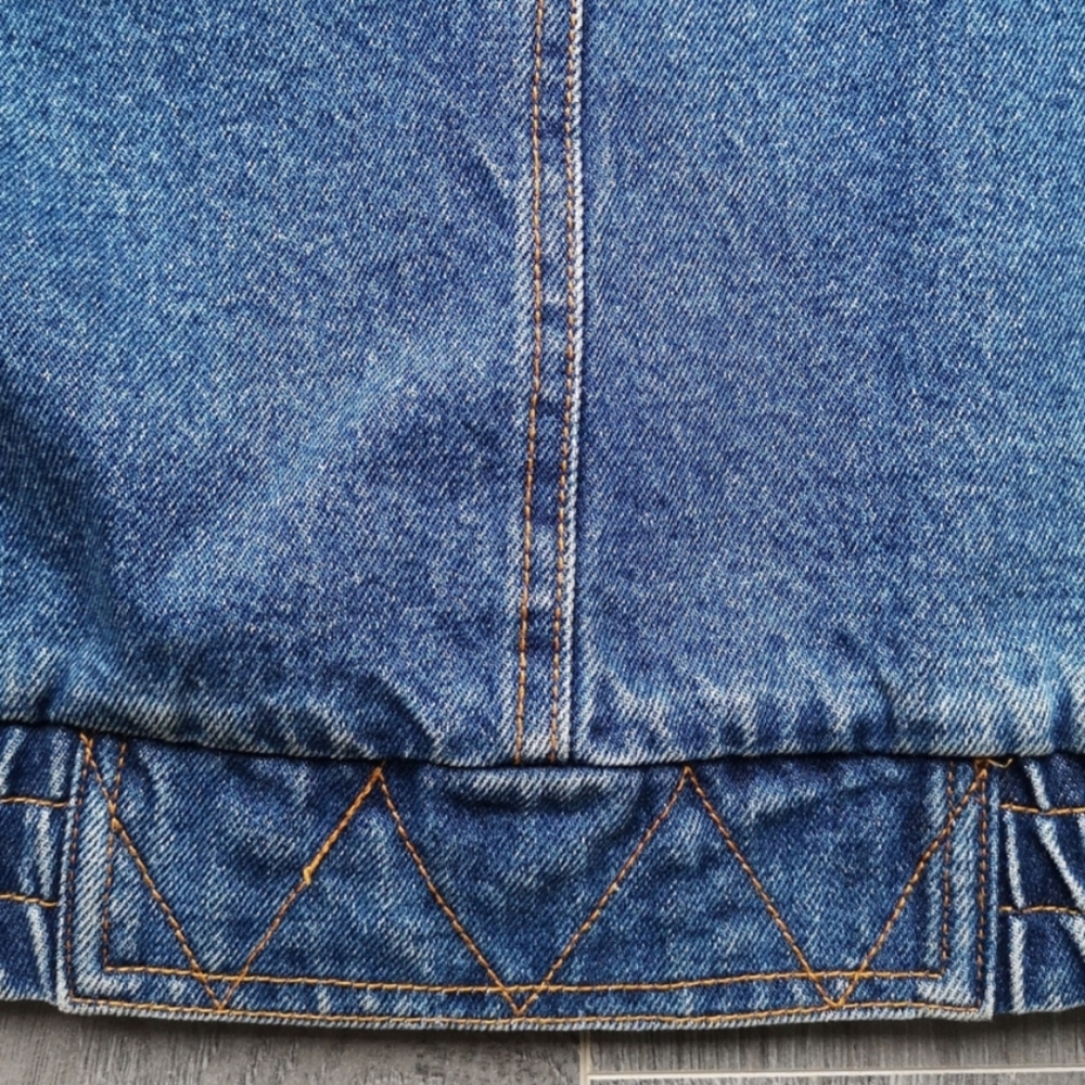90s Jean Jacket - Picture 6 of 7